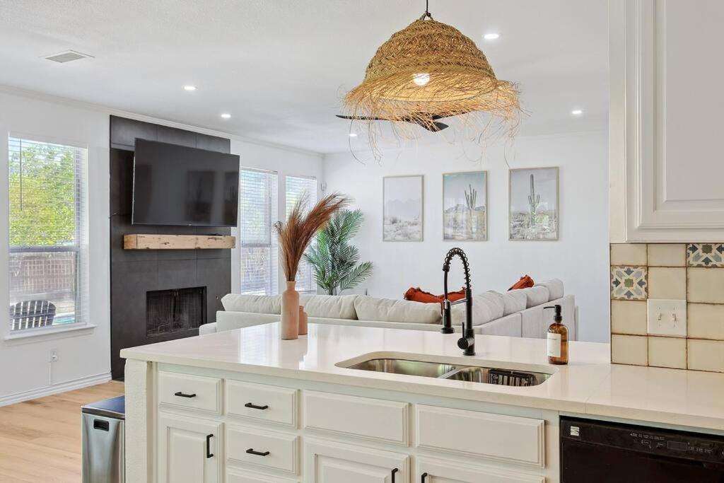 Wellness Oasis 5Br W Pool + Huge Yard + Fire Pit Sachse Exterior foto